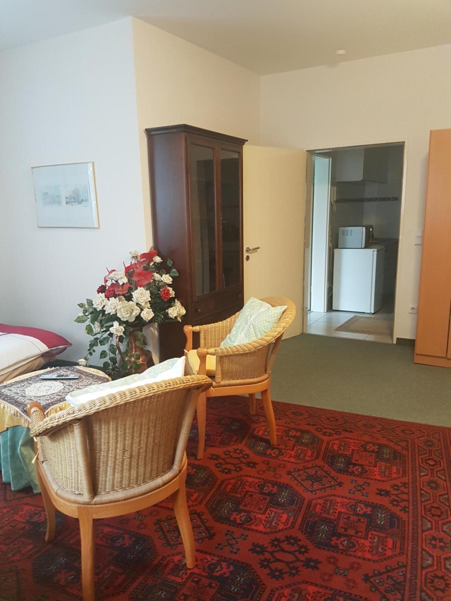 Gaestehaus Krefeld Uerdingen Dış mekan fotoğraf