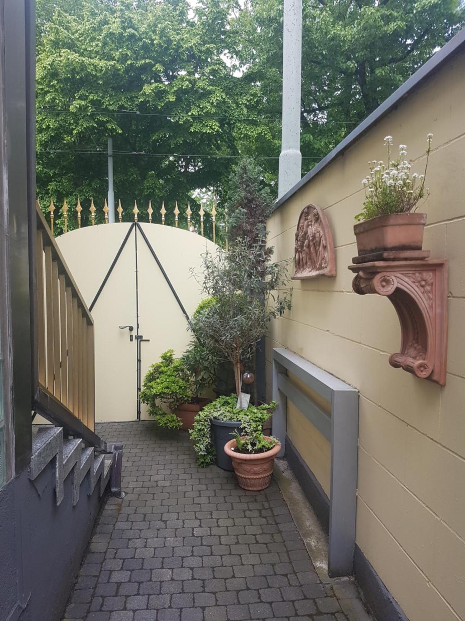 Gaestehaus Krefeld Uerdingen Dış mekan fotoğraf